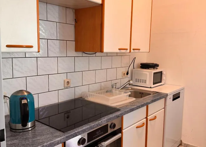 Pauline Neu Renoviert Spielberg *